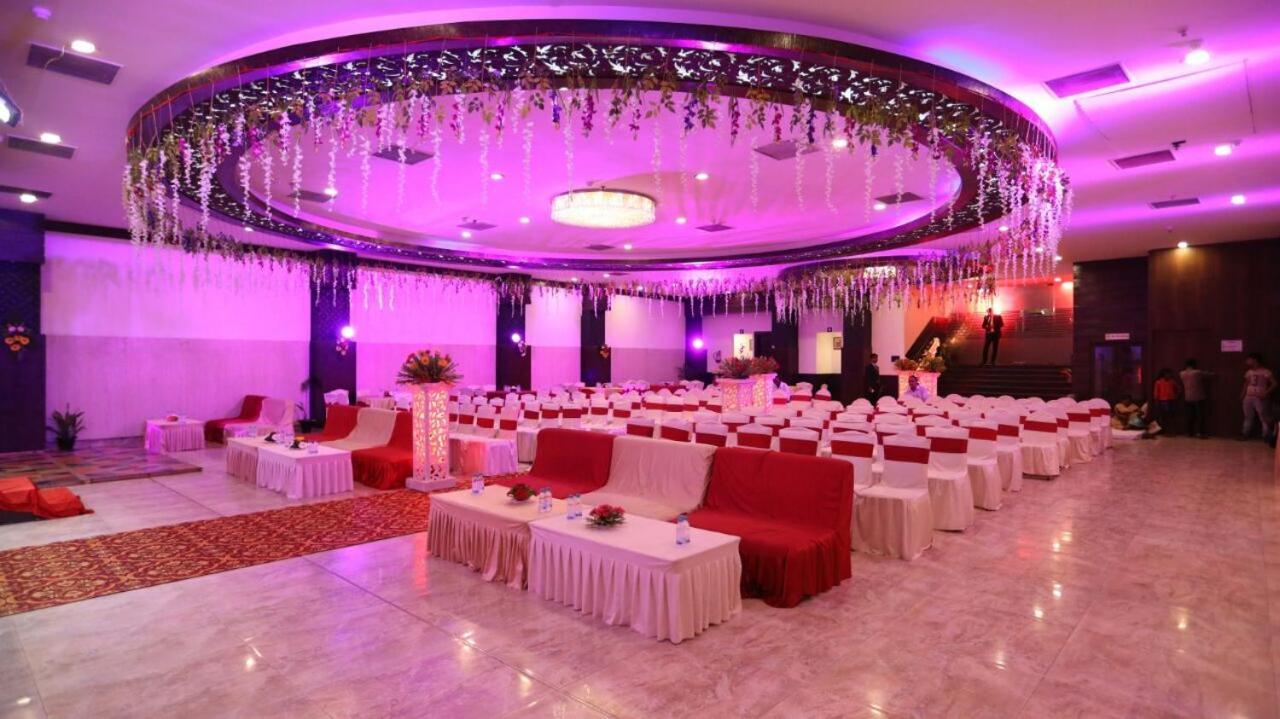 Vijay Paradise Lucknow Extérieur photo